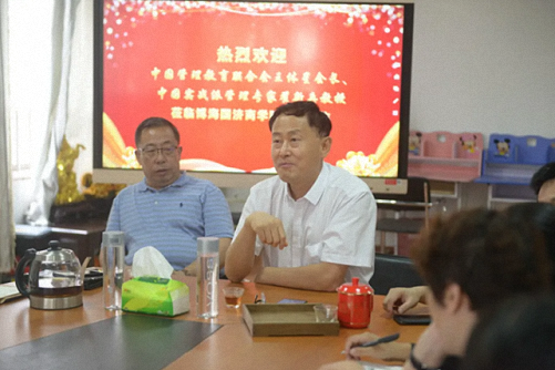 中國管理教育聯(lián)合會王體星會長、實戰(zhàn)派管理專家翟新兵教授、上海海事大學(xué)高航院副院長蘇豫教授到訪我院EDP中心交流工作637.png