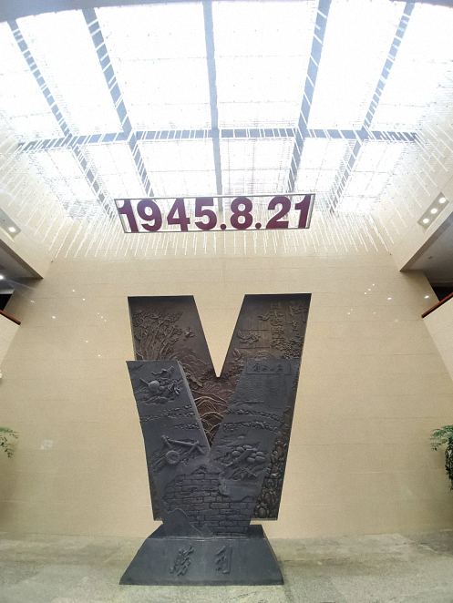 贛州教學(xué)點財大同學(xué)聯(lián)誼會黨支部赴湖南開展慶祝建黨100周年暨黨史學(xué)習(xí)教育活動1778.jpg