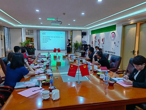 【班級(jí)活動(dòng)】江西財(cái)大新商界85班首次班委會(huì)在恒實(shí)股份圓滿舉行90.jpg