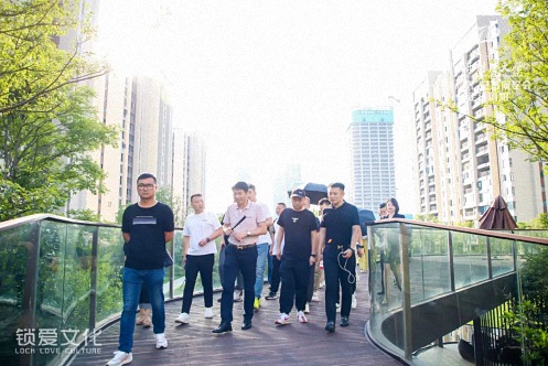 【班級活動】贛湘企業(yè)合作交流——江財新商界72班師生赴瀏陽參訪437.jpg