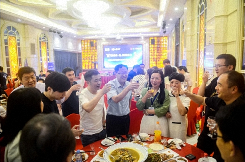 【中心動態(tài)】江西財經(jīng)大學(xué)新商界89班、91班《戰(zhàn)略性人力資源管理》課程434.jpg
