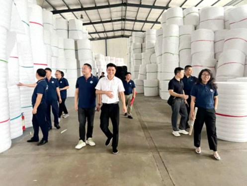 【學(xué)員走訪】江財(cái)新商界89班師生走訪景德鎮(zhèn)校友企業(yè)261.jpg