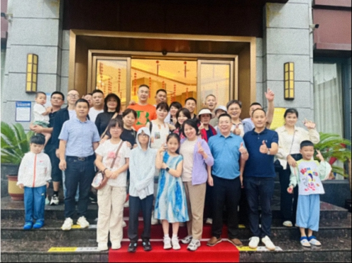 【班级活动】十年商海同舟，今朝黔山共叙——江西财大新商界51班十周年庆典活动