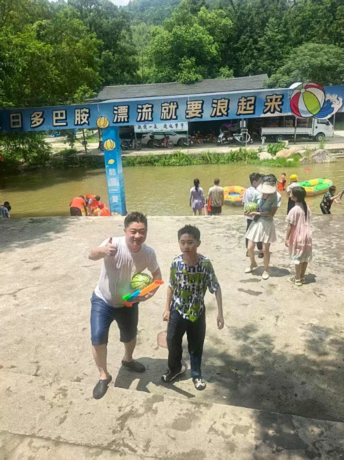 【班级活动】盛夏清凉行,同窗大家庭——江财新商界93班首届家庭聚会游记629.jpg 【班级活动】盛夏清凉行,同窗大家庭——江财新商界93班首届家庭聚会游记629.jpg