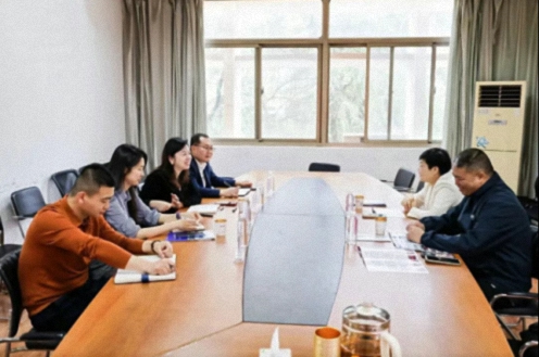 【中心动态】江西新商界总裁5班校友刘春荠到访EDP中心座谈交流