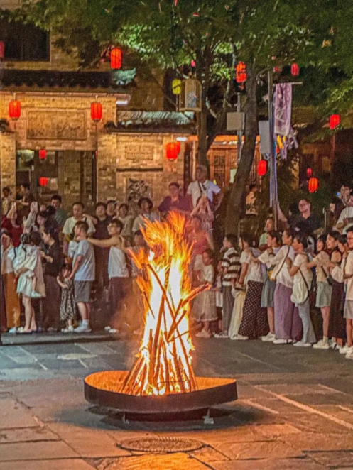 【班级活动】八九同窗永如泉，铜都再聚恰少年——江西新商界89班2026暑期同学会365.jpg