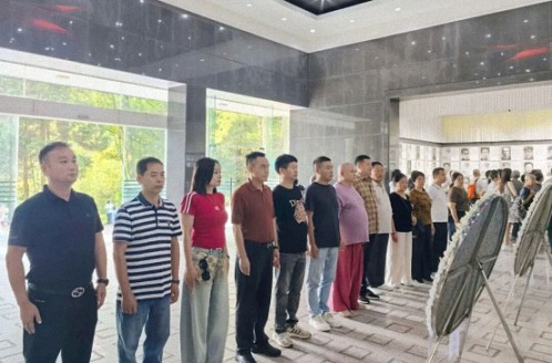 【中心动态】梦启新商界 掼蛋叙华章——梦之蓝杯 · 江西新商界第五届掼蛋友谊赛圆满落幕219.jpg